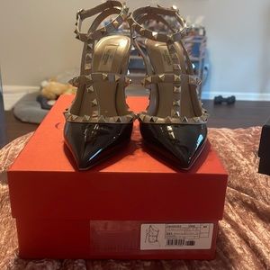 Valentino Garavani sandals